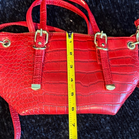 Olivia + Joy Red Crocodile-Embossed Crossbody Bag - Picture 6 of 7